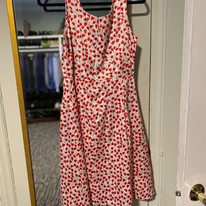 Sleeveless white silk with poppies